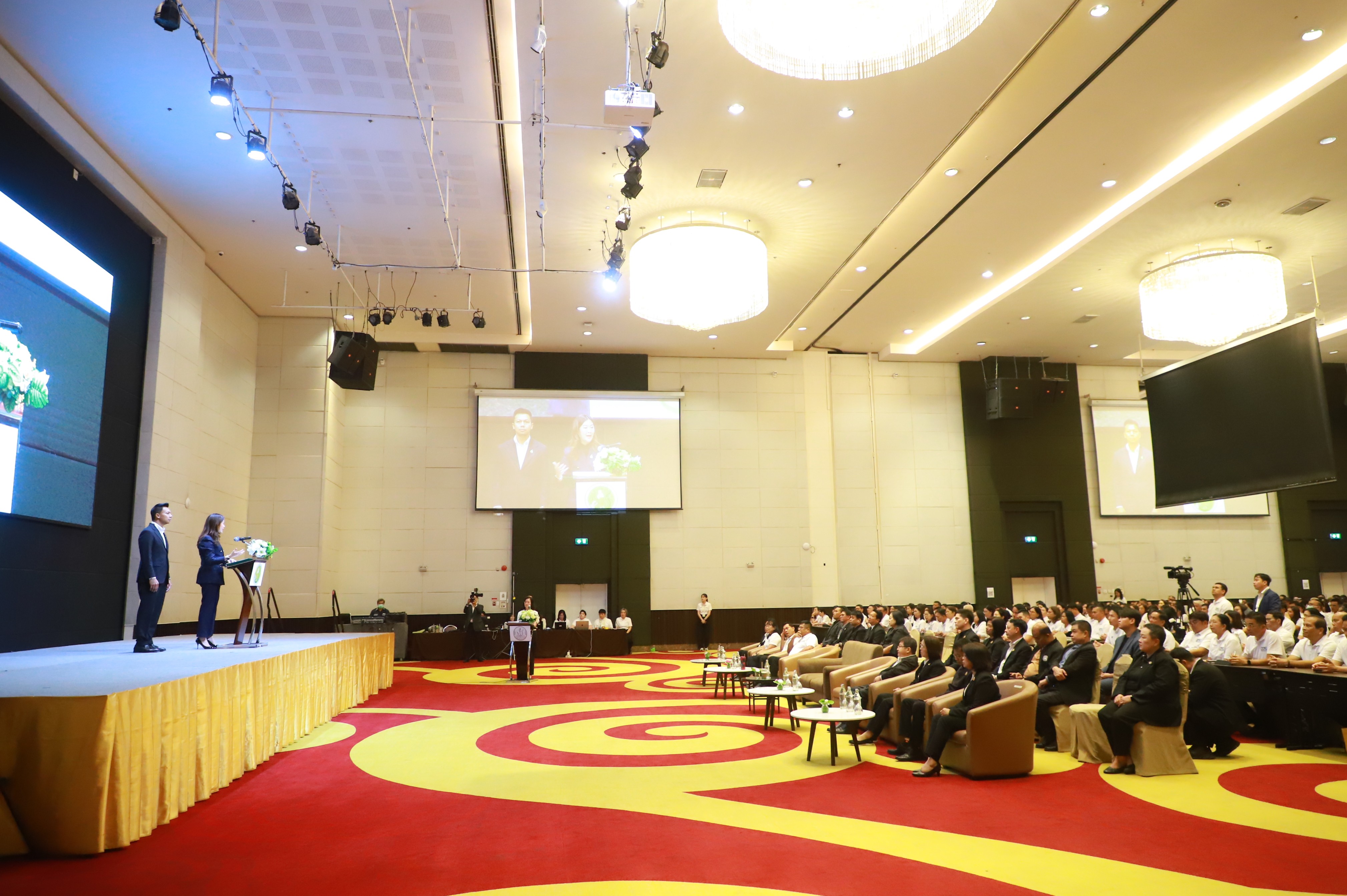 title - รองเลขาธิการ ส.ป.ก. ร่วมงาน DOAE Inspire 2026 Learn Share Shine ณ โรงแรมเซ็นทารา ไลฟ์